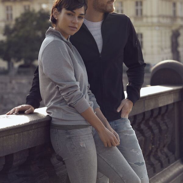 Basic Active Half Zip Thumbnail