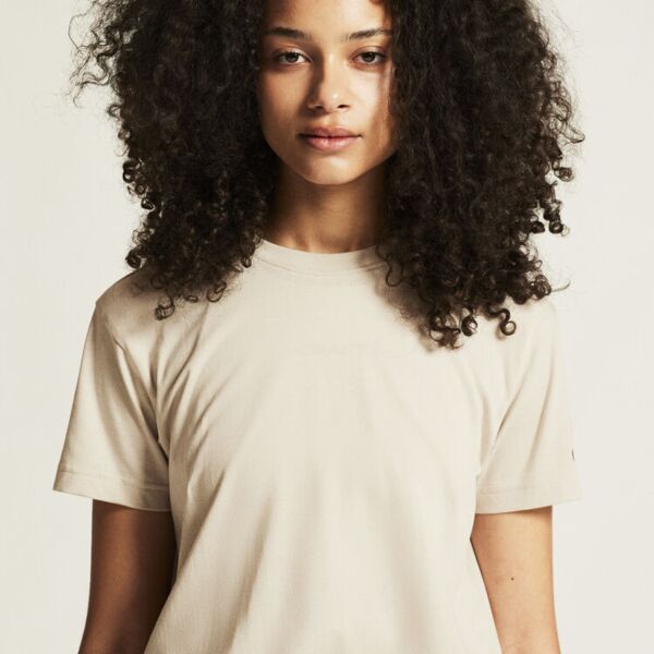 Community 2.0 Tee W Thumbnail